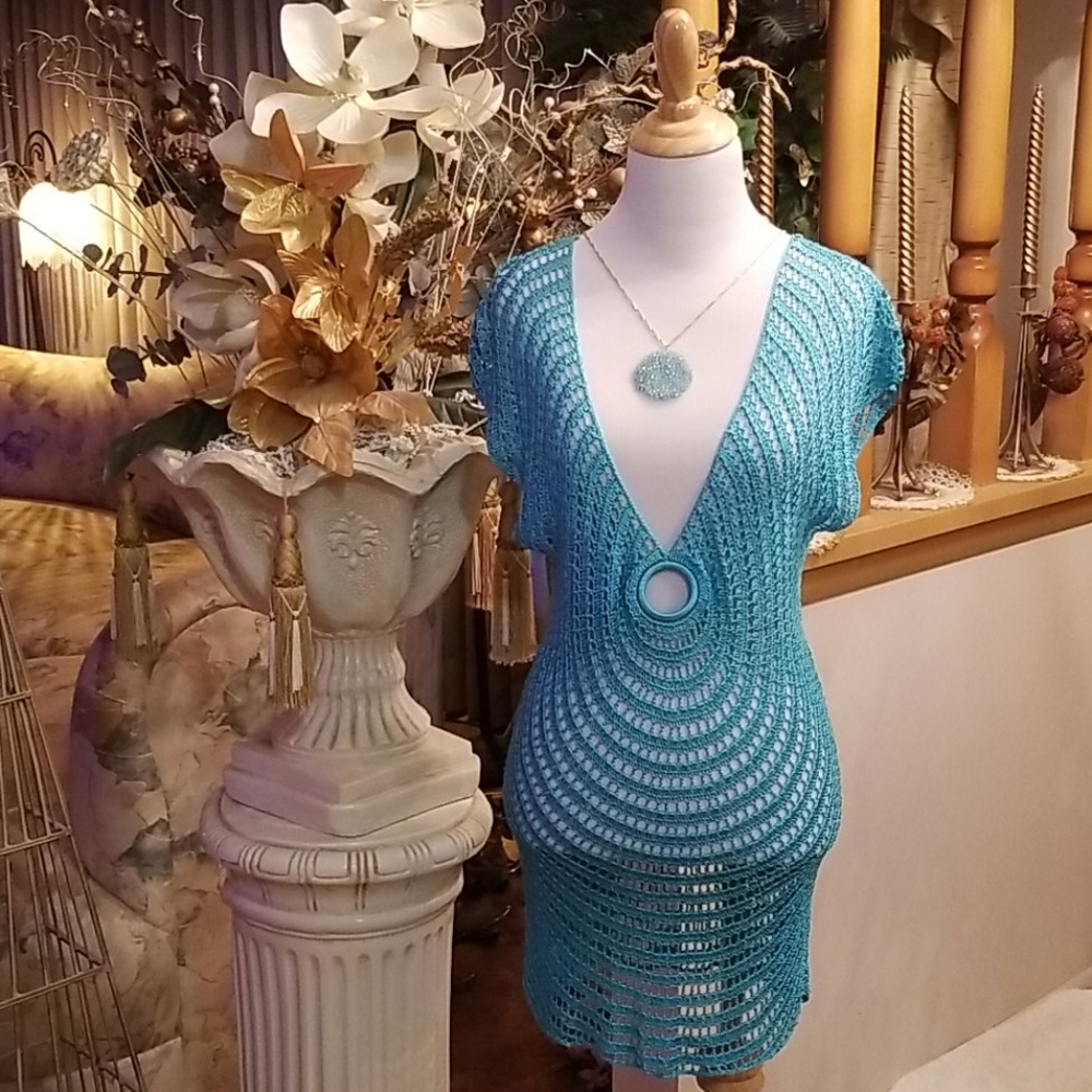 Boston Proper Crochet Tunic Top (L)